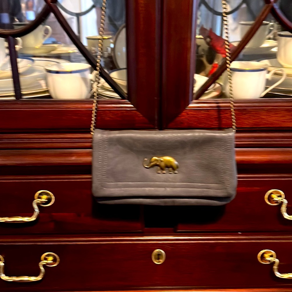 Fun mini elephant purse